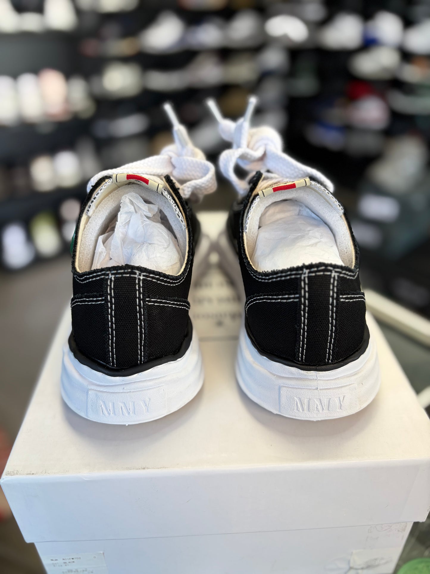 Maison Mihara Peterson “Black/White” Men’s