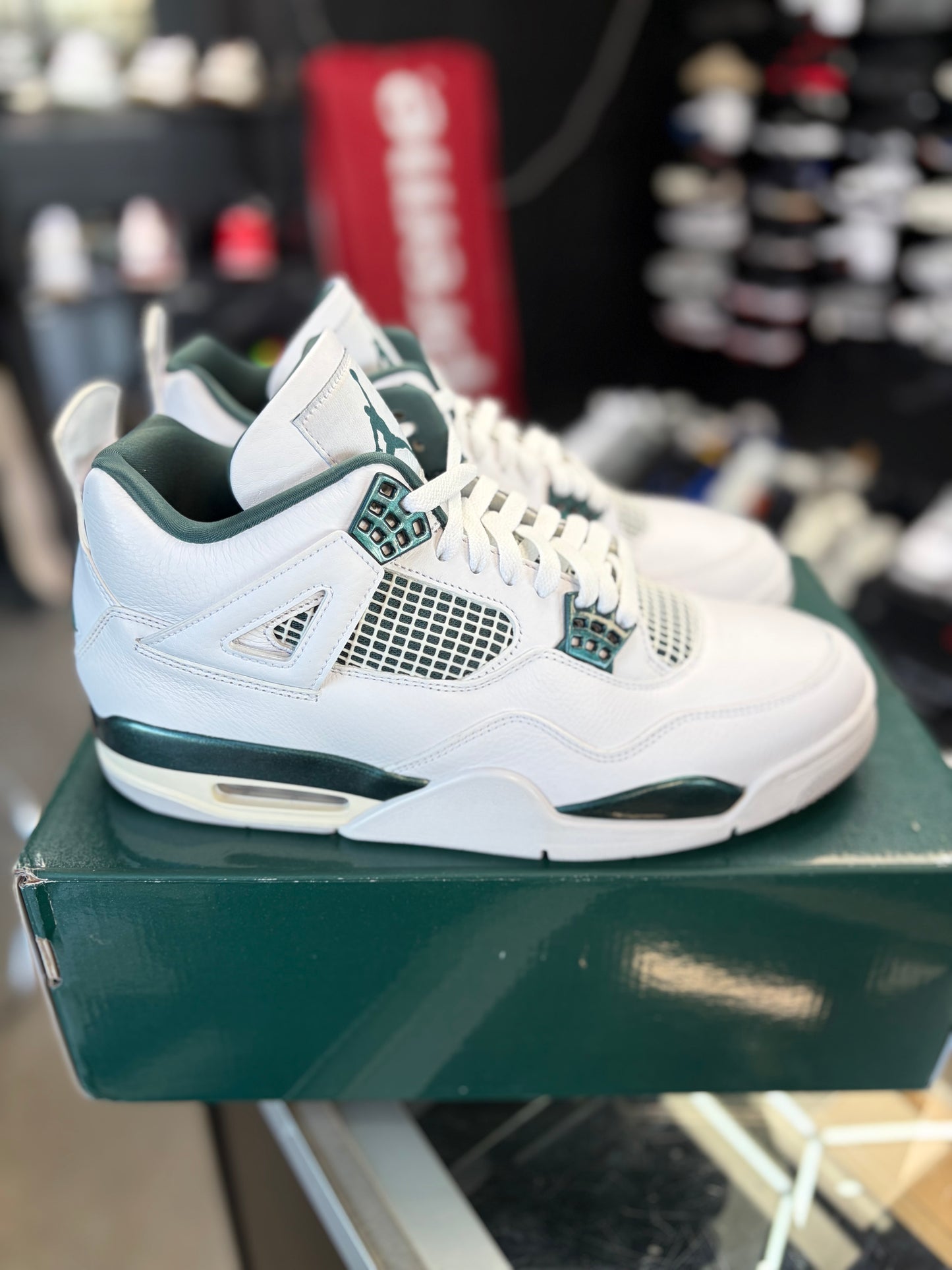 Jordan 4 “Oxidized Green” Size 11