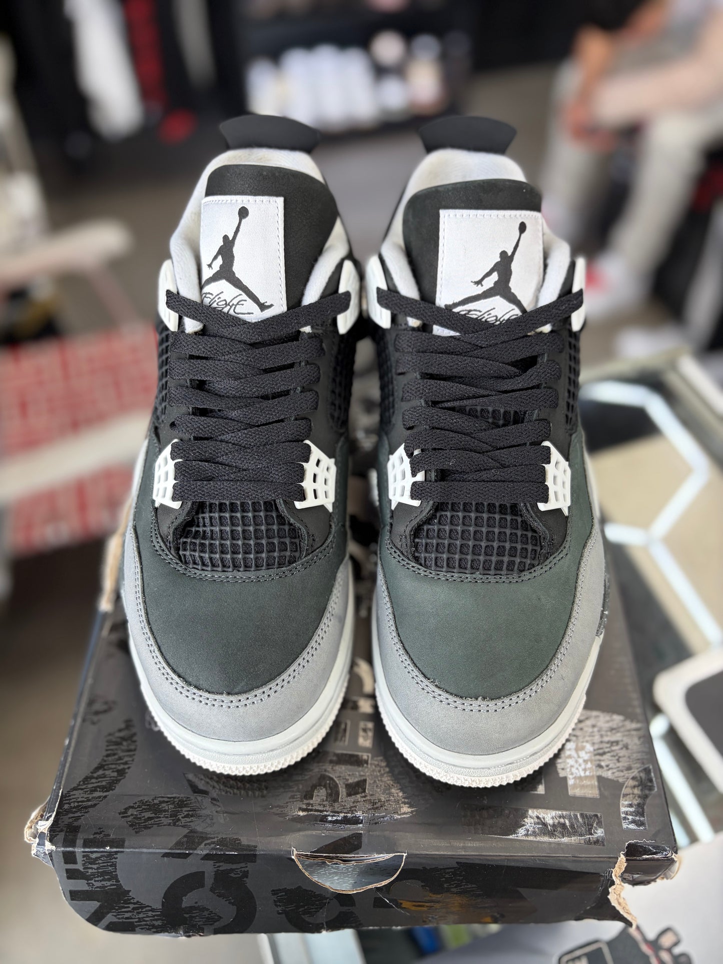 Jordan 4 “Fear” Size 9