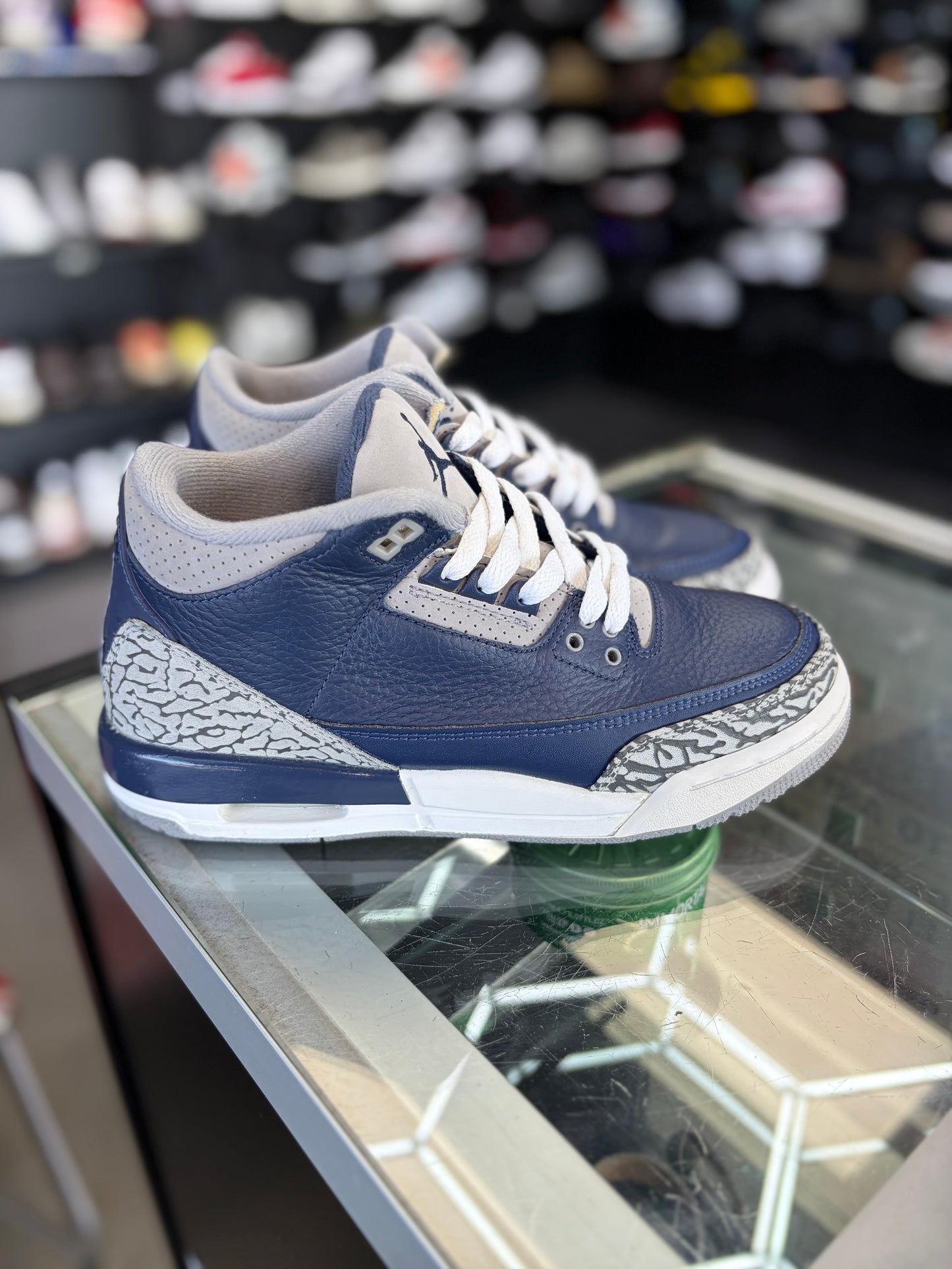 Jordan 3 “Georgetown” (Gs) Size 6y/7.5w