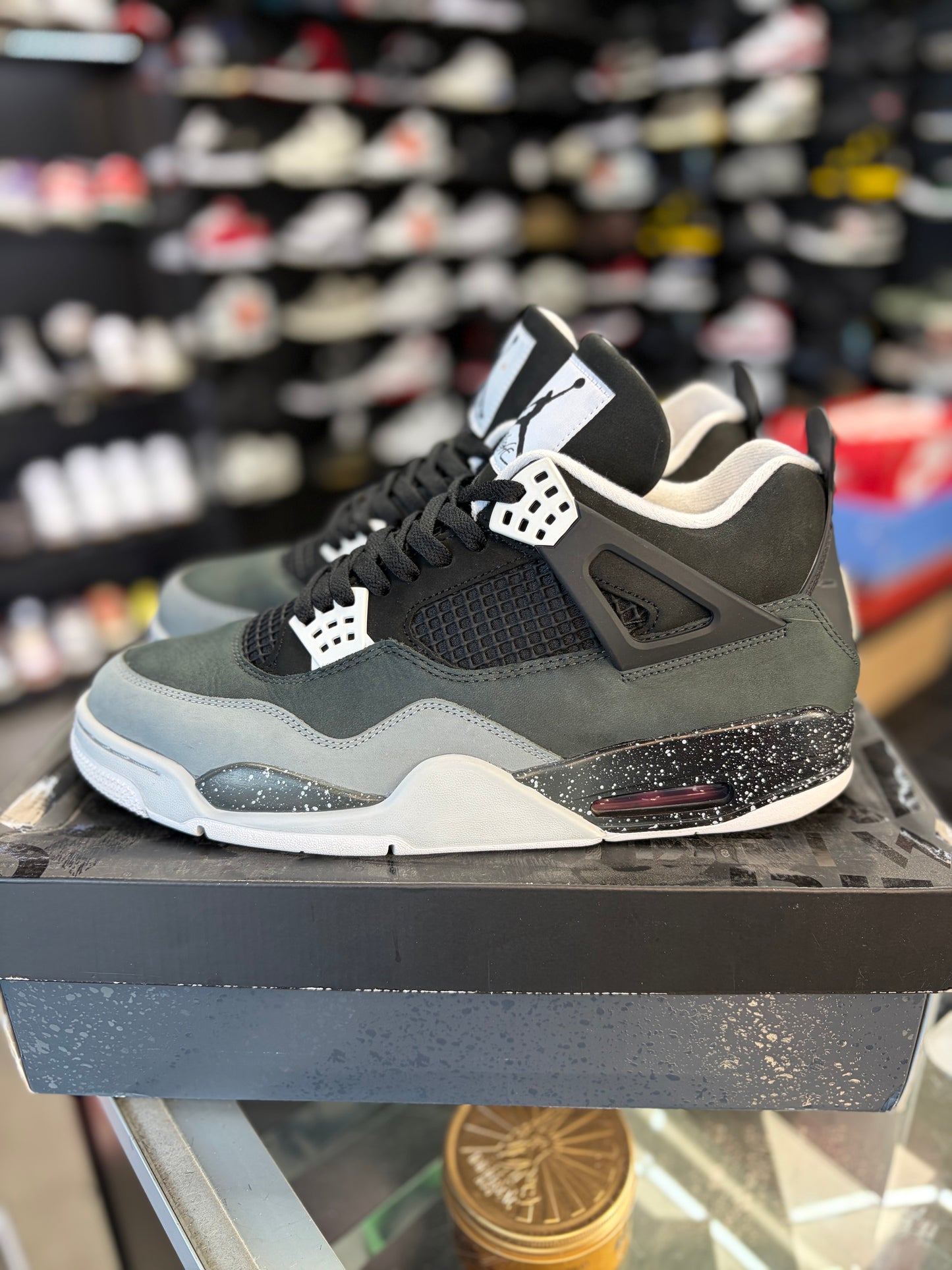 Jordan 4 “Fear” Size 13