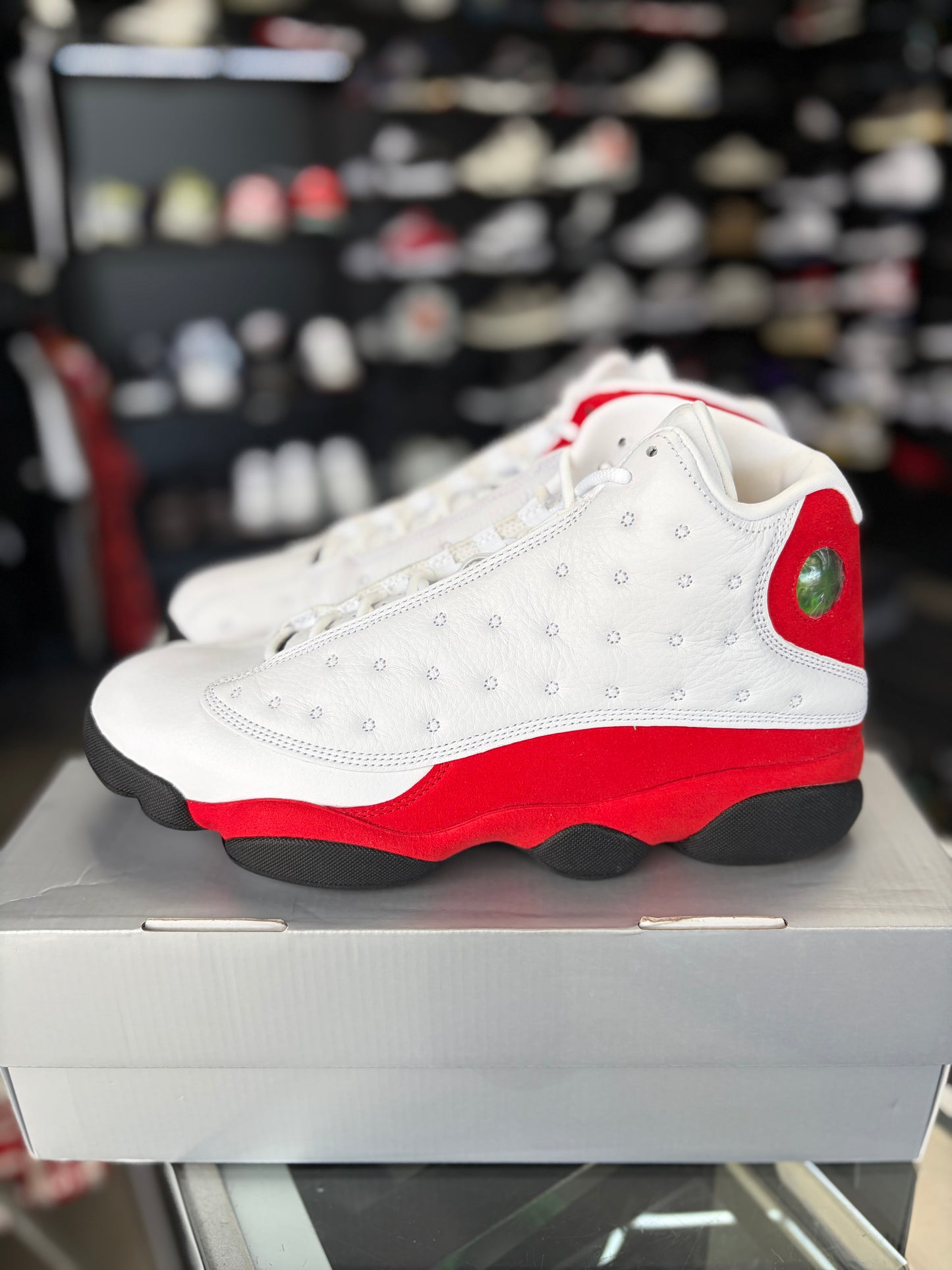 Jordan 13 “Chicago” Size 11