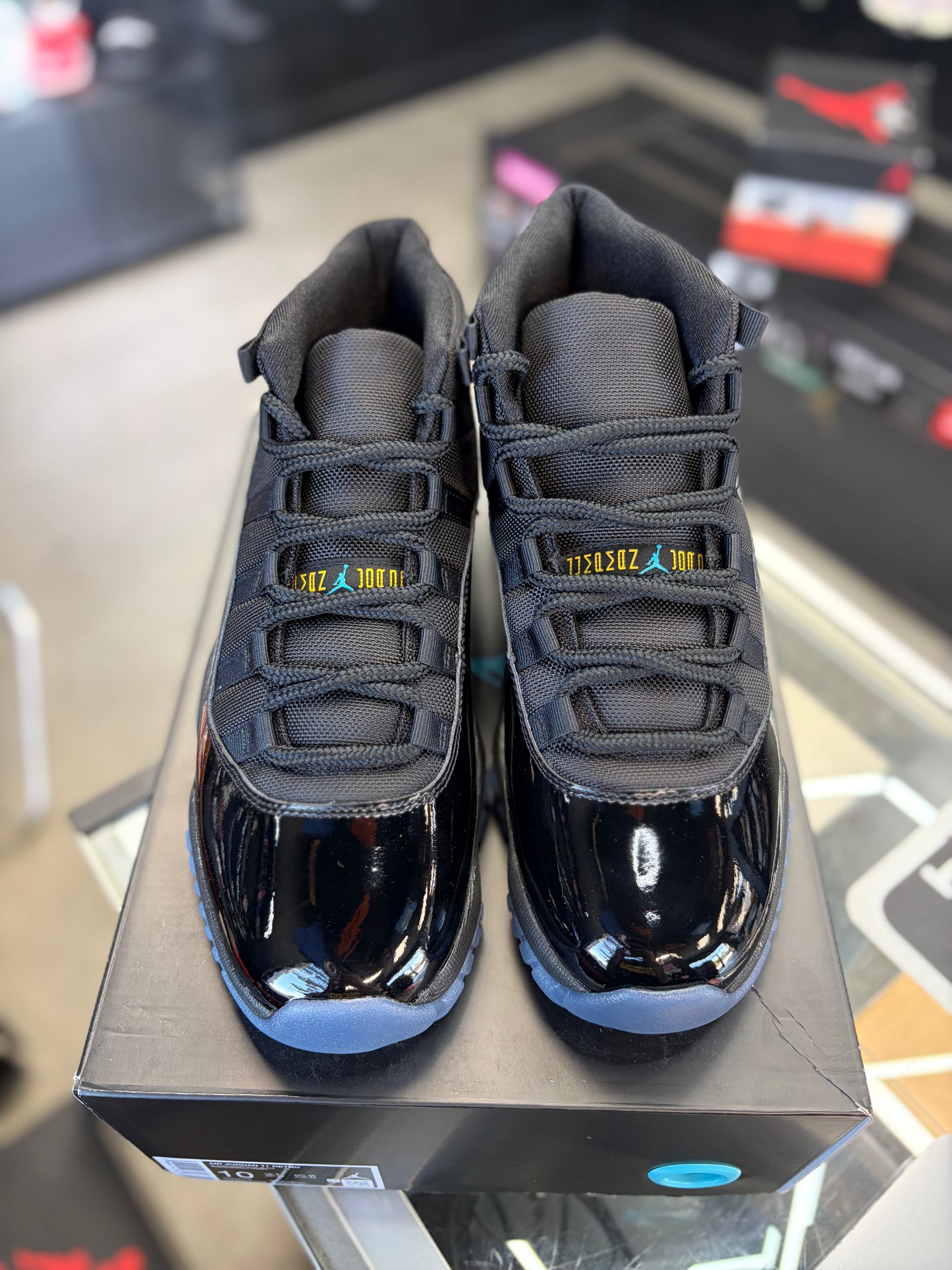 Jordan 11 “Gamma” Size 10