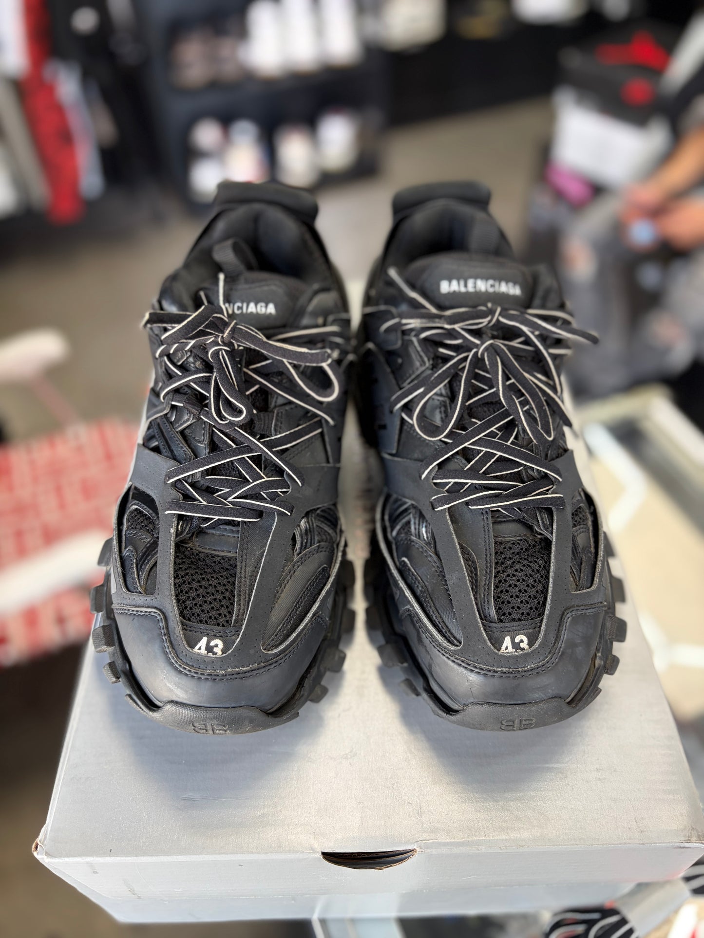 Balenciaga Track “Black” Size 43