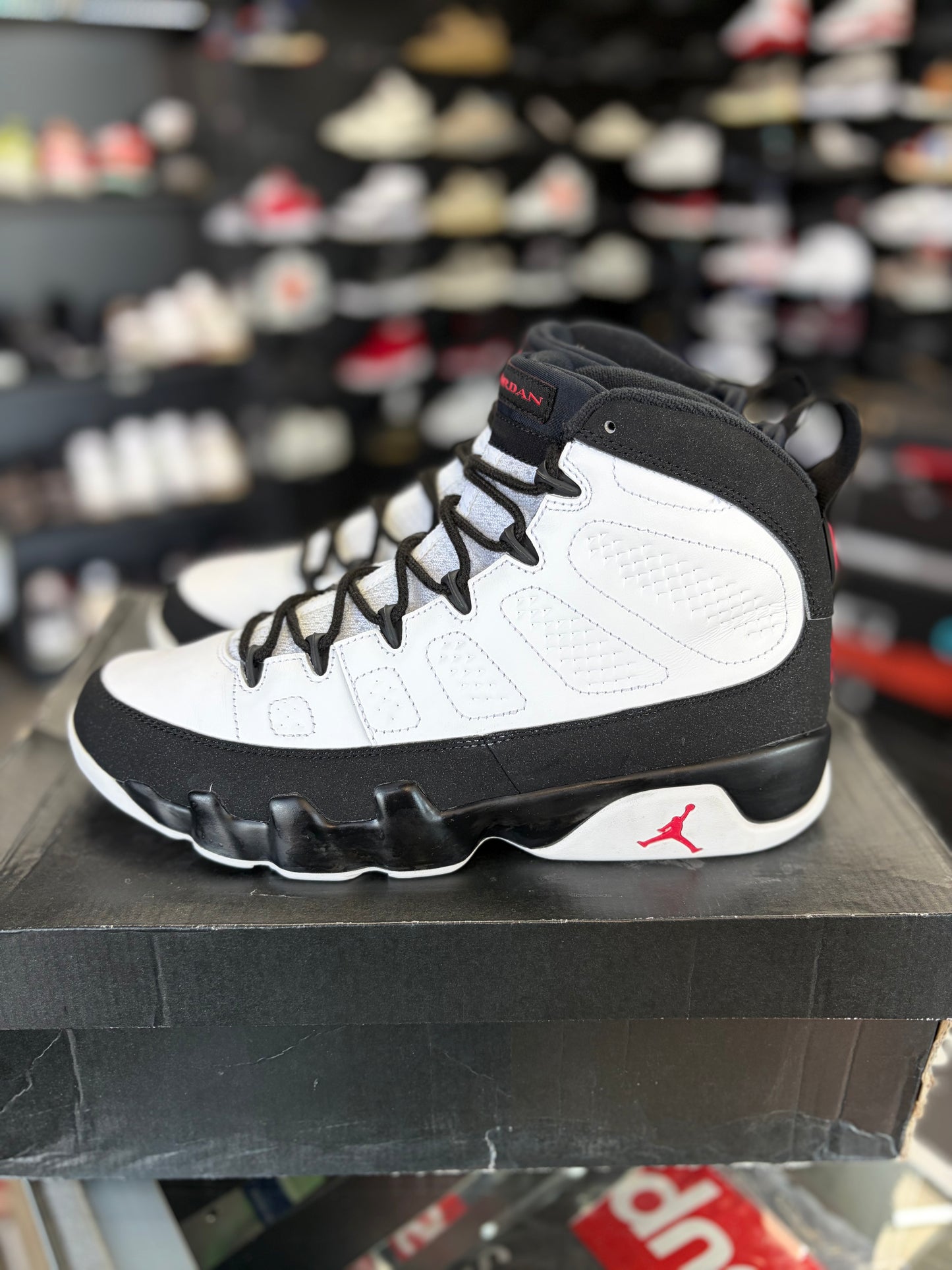 Jordan 9 “OG” (2016) Size 10